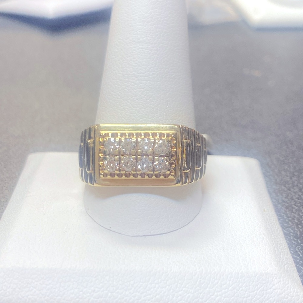 281724 14k yellow gold Diamond band